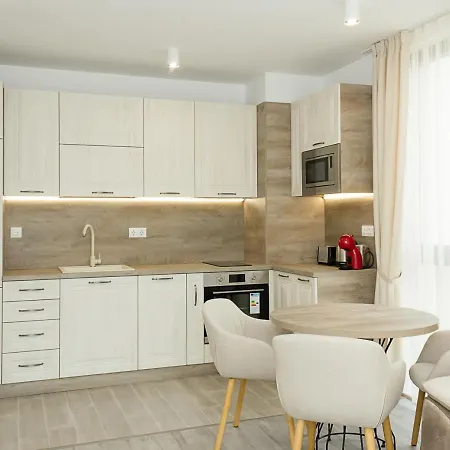 Azur Delux -1bd Flat With Parking & Pool By Flat Mаnаger Appartamento *