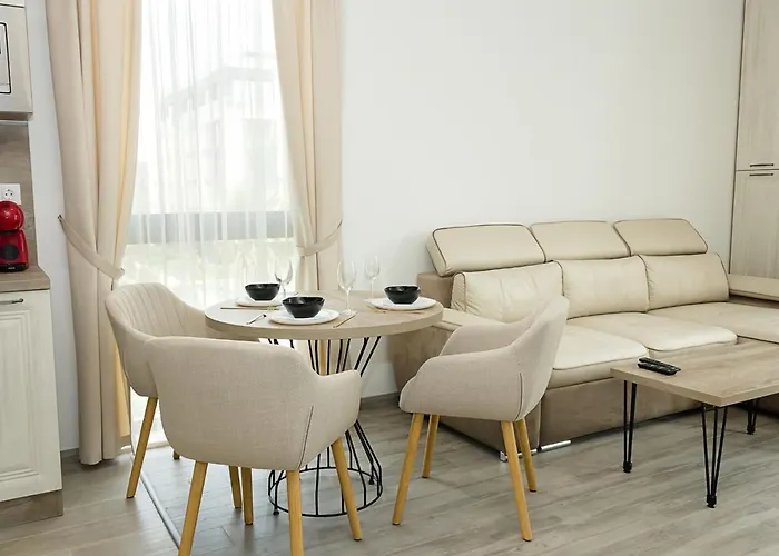 Azur Delux -1bd Flat With Parking & Pool By Flat Mаnаger *